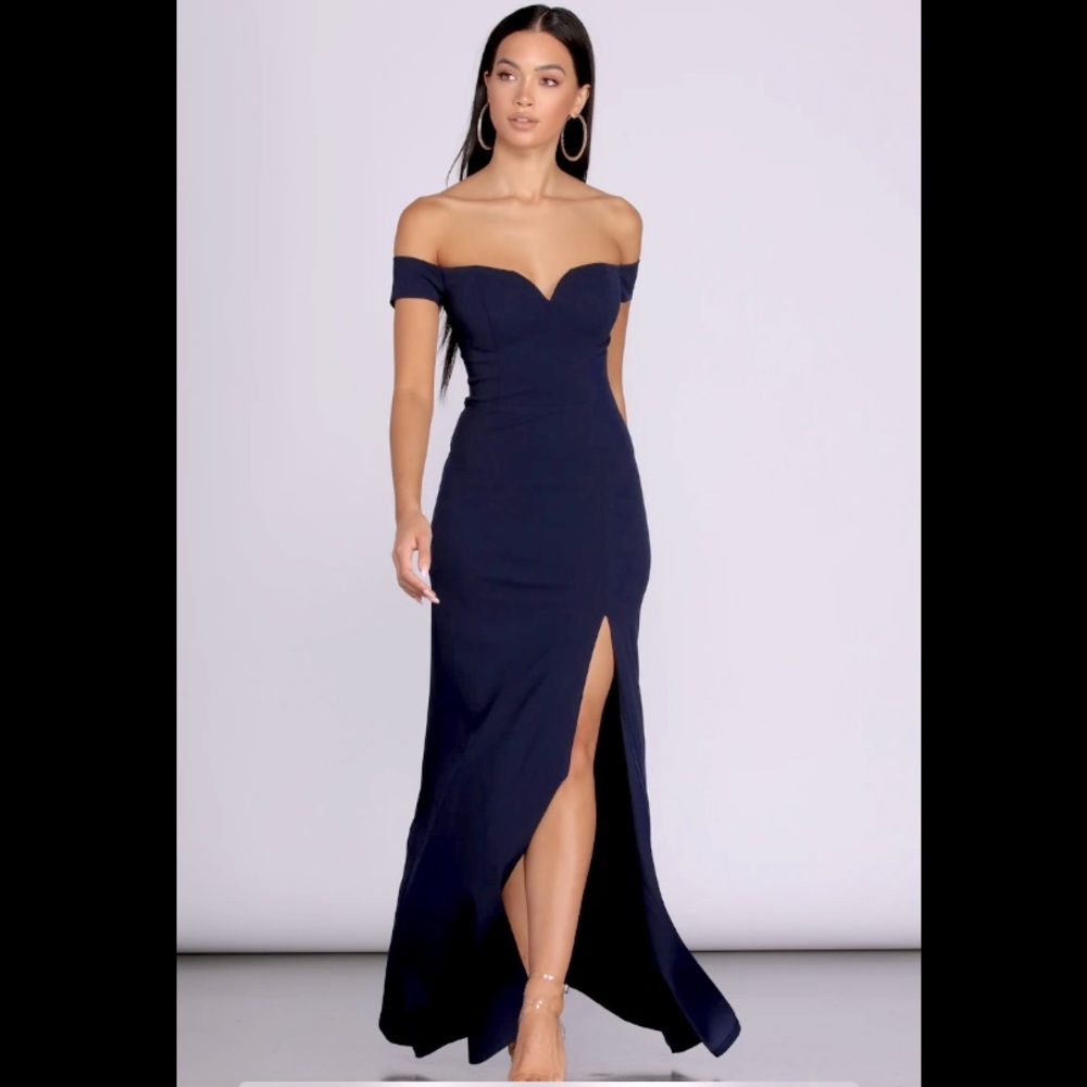 NWOT NAVY BLUE OFF THE SHOULDER FORMAL GOWN